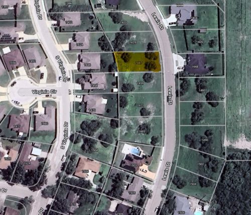 1447 Lewis St, Kingsville, TX, 78363-2014 | Card Image