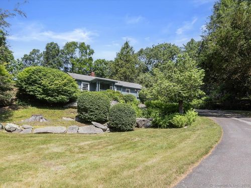 23 Pine Woods Road, North Stonington, CT, 06359 | Card Image