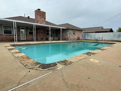 1610 Sw 70th St, Oklahoma City, OK, 73159-3404 | Card Image