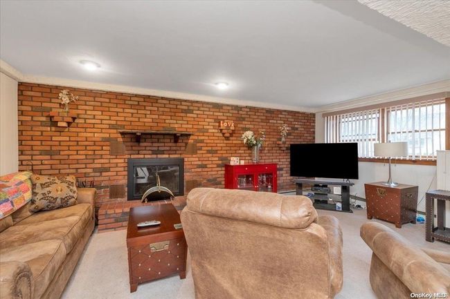 3 Netto Ln, House other with 4 bedrooms, 2 bathrooms and null parking in Plainview NY | Image 10