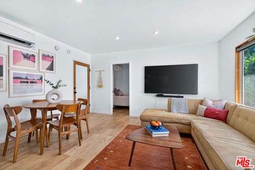 12-2135 Bellevue Ave, LOS ANGELES, CA, 90026 | Card Image