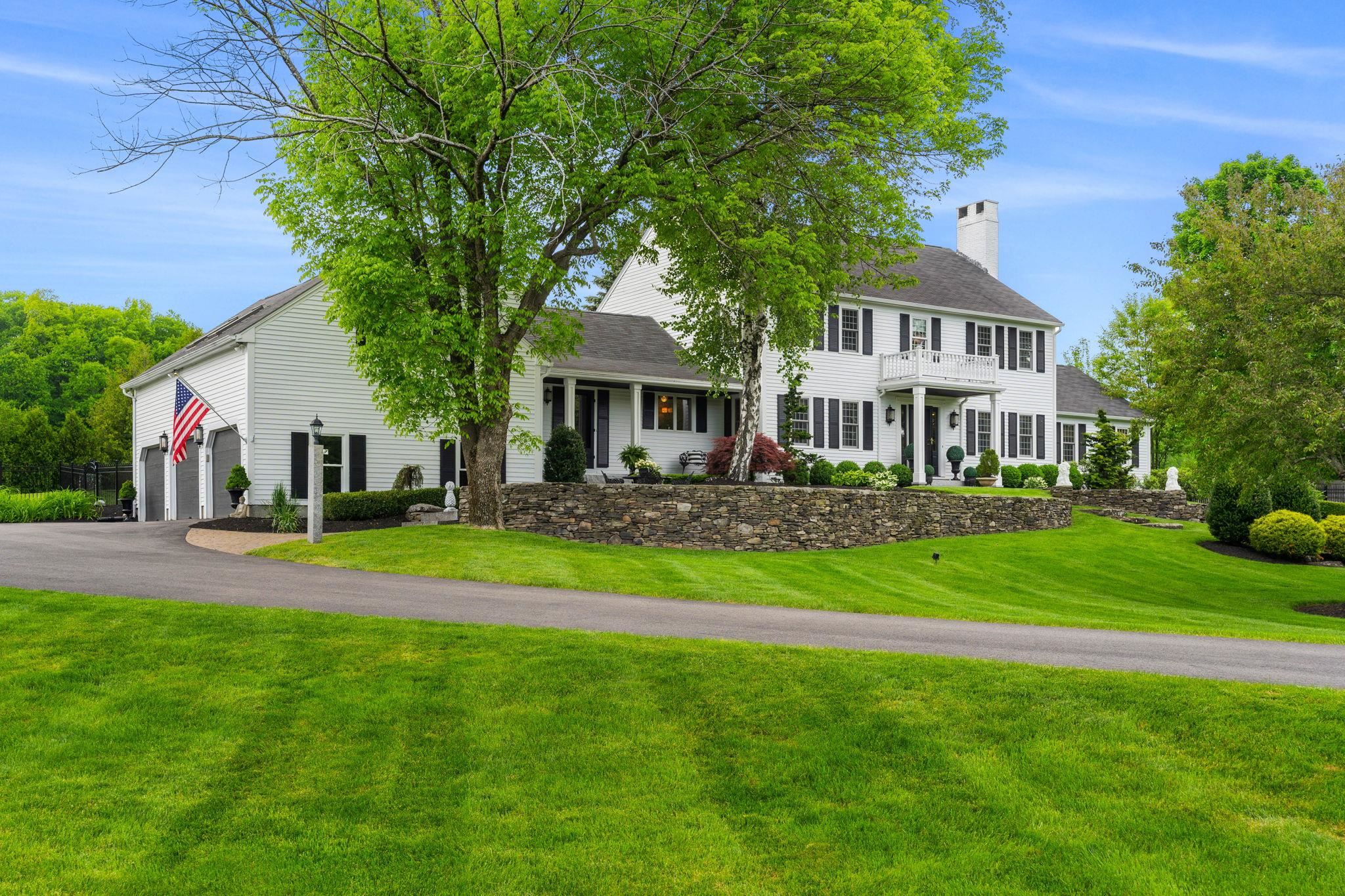 Crestwood Dr, Hollis, NH 03049