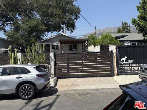 6813 Haywood St, Tujunga, CA, 91042 | Card Image