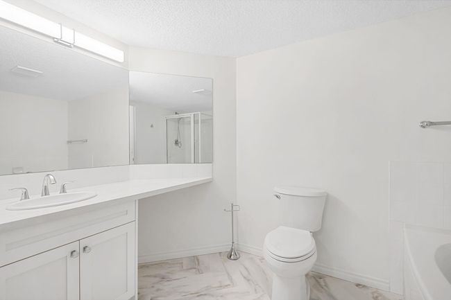 2205 - 7451 Springbank Blvd Sw, Condo with 2 bedrooms, 2 bathrooms and 1 parking in Calgary AB | Image 35