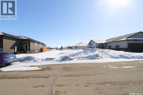 84 Good Spirit Cres, Yorkton, SK, S3N0X1 | Card Image