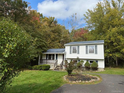 49 Jansen Rd, New Paltz, NY, 12561-3812 | Card Image