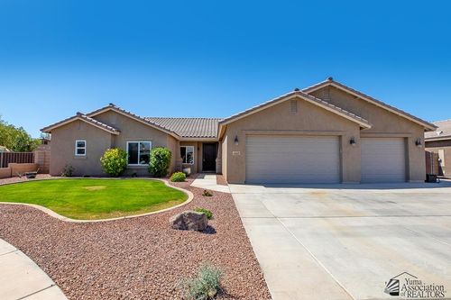 3667 W 37th St, Yuma, AZ, 85365-7965 | Card Image