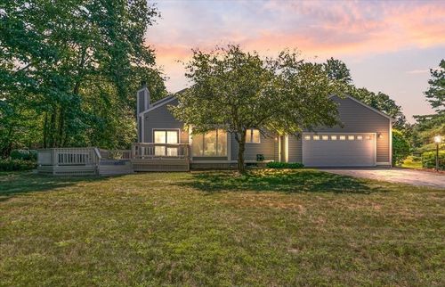 5 Coventry Ln, Derry, NH, 03038-4902 | Card Image