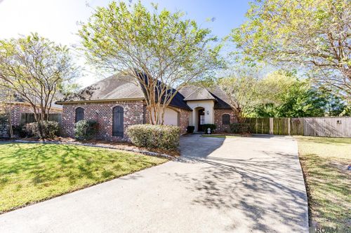 6782 Eliza Dr, Addis, LA, 70710-3048 | Card Image