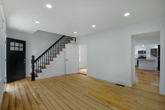 39 Onset Ave, House other with 3 bedrooms, 2 bathrooms and 4 parking in Buzzards Bay MA | Image 4