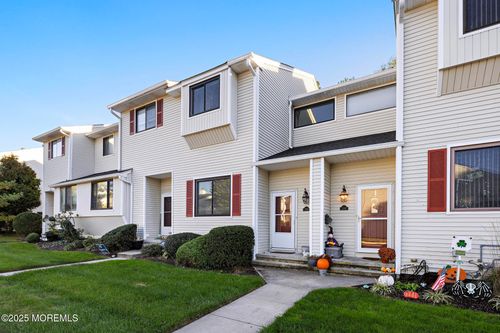 343 Middlewood Rd, Middletown, NJ, 07748-1332 | Card Image