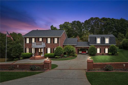 242 Cloudland Rd N, Dahlonega, GA, 30533-3923 | Card Image