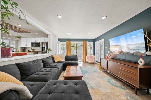 24-148 S Seneca Cir, Anaheim, CA, 92805 | Card Image