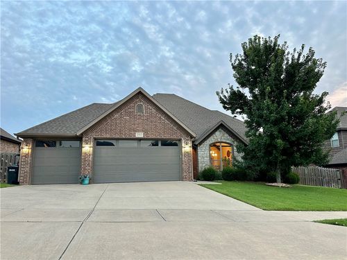 2512 S Horizon Blvd, Rogers, AR, 72758-9545 | Card Image