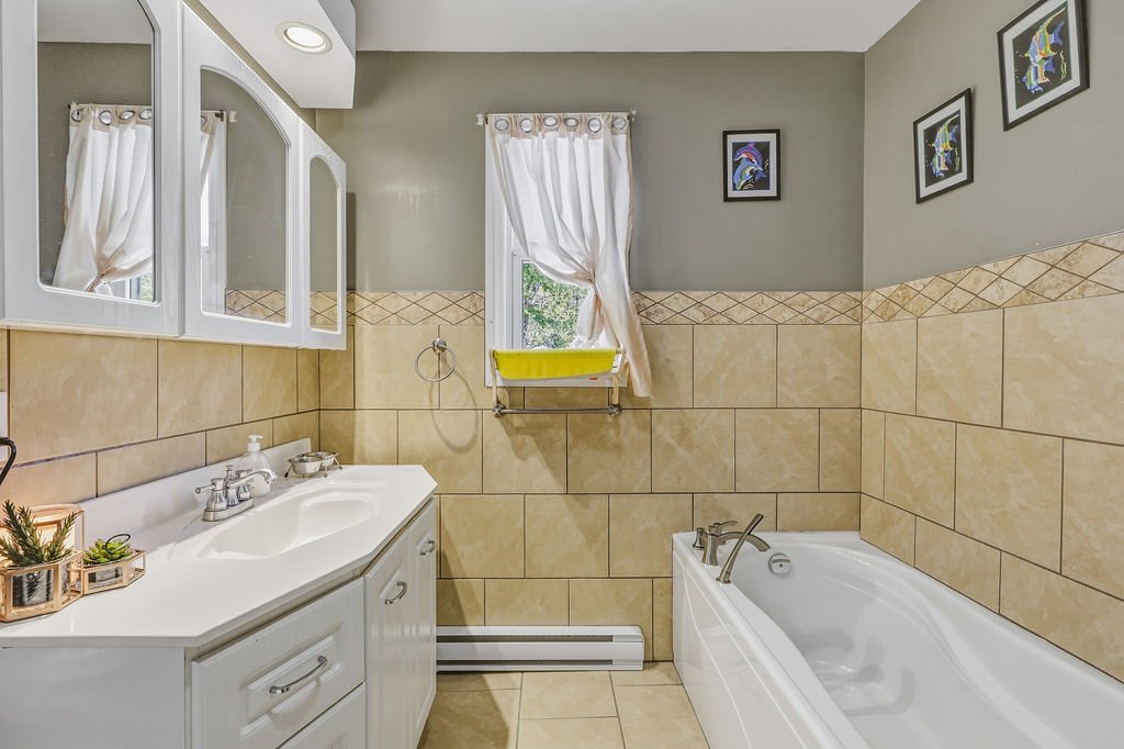 Residential in Gatineau (Buckingham) 4