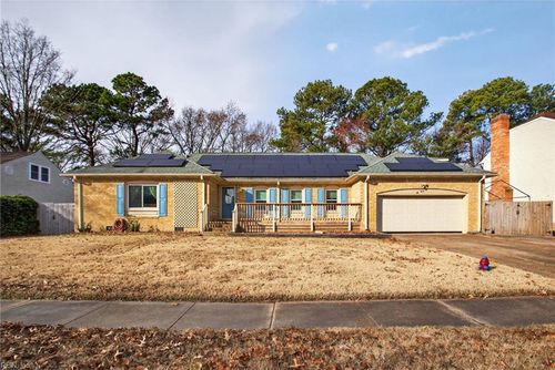 685 Churchill Dr, Virginia Beach, VA, 23464-2925 | Card Image