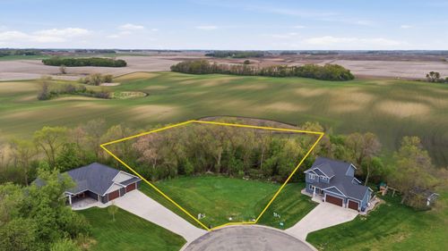 552 Leonard St, Hawley, MN, 56549 | Card Image