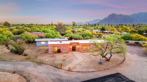 1909 W Omar Dr, Tucson, AZ, 85704-1242 | Card Image