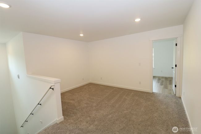 Living Room / Family Room | Image 34