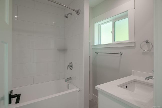 5843 Strathcona St, House other with 5 bedrooms, 3 bathrooms and 4 parking in Port Alberni BC | Image 26