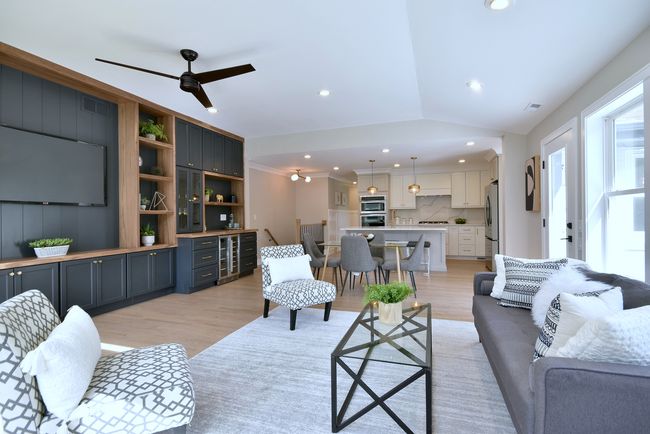 850 S Parkside Ave, House other with 3 bedrooms, 3 bathrooms and 2 parking in Elmhurst IL | Image 11