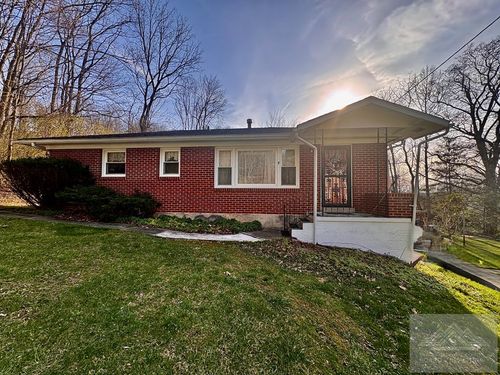 2728 Mountain View Ave, Bluefield, WV, 24701-5029 | Card Image
