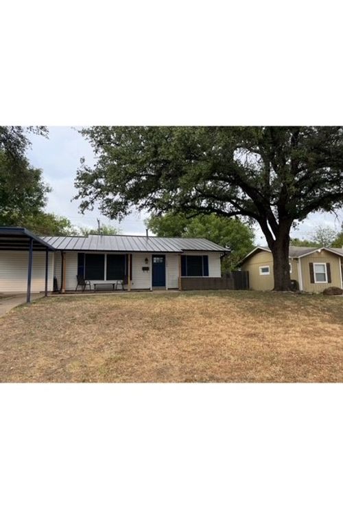 5204 Lovell Ave, Fort Worth, TX, 76107-5226 | Card Image