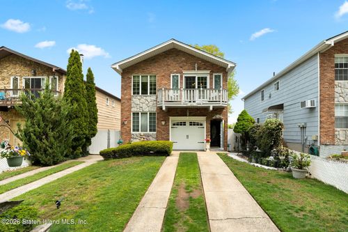 941 Ramona Avenue, Staten Island, NY, 10309 | Card Image