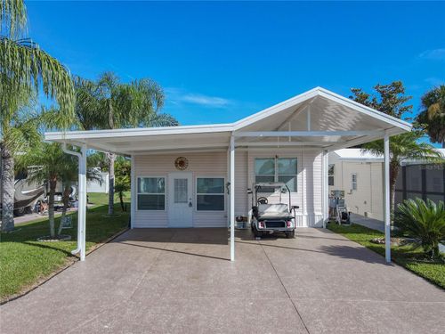 195 Gracie Ave S, Frostproof, FL, 33843-8328 | Card Image