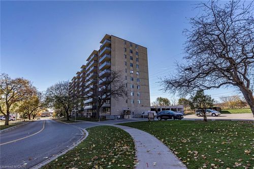 903-770 Hager Ave, Burlington, ON, L7S1X1 | Card Image