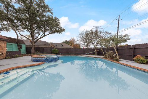 1040 Eagle Dr, Desoto, TX, 75115-5447 | Card Image