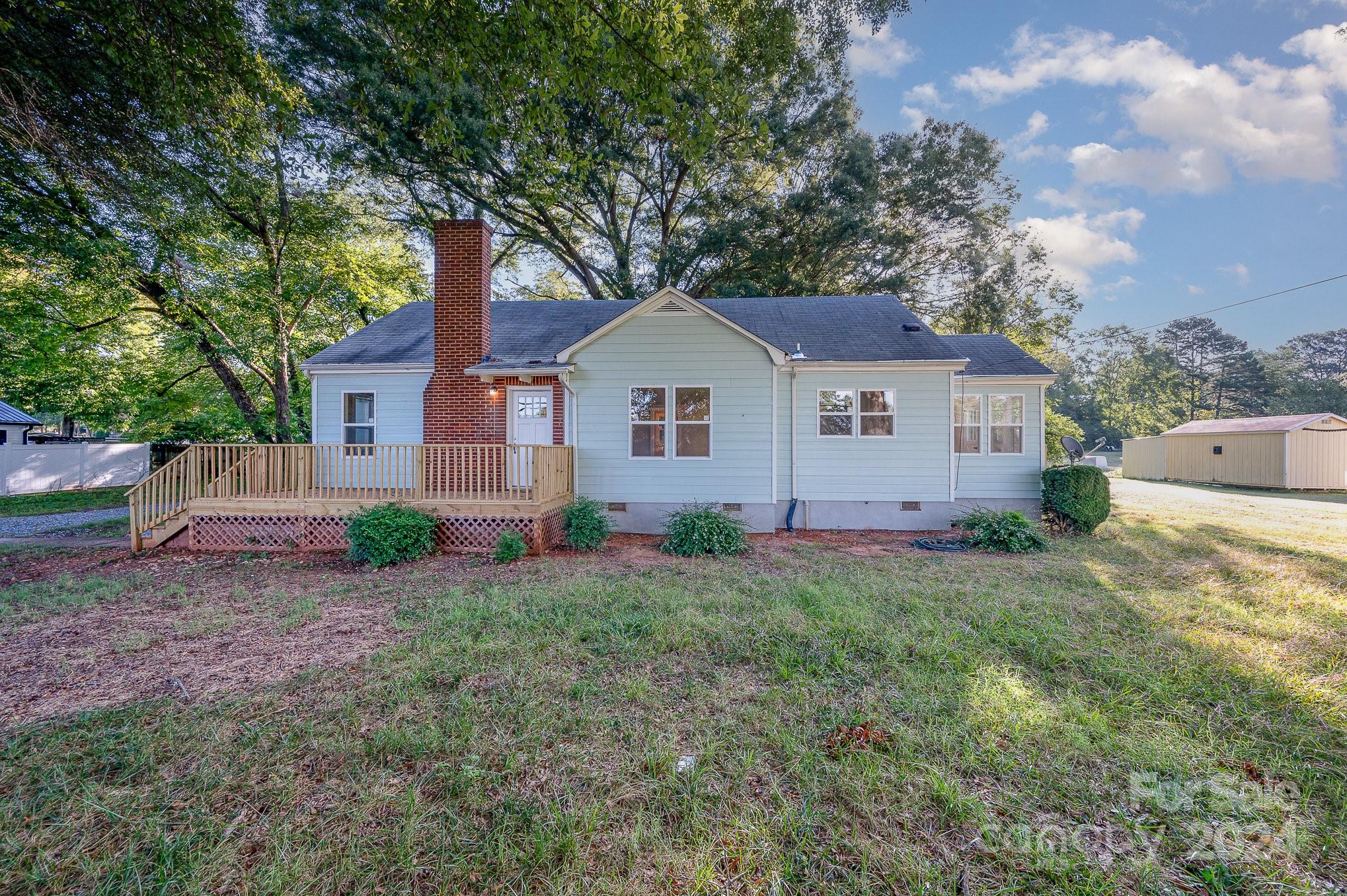 Mecklenburg Hwy, Mooresville, NC 28115