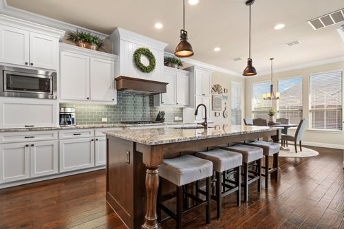 816 Lazy Brooke Dr, Rockwall, TX, 75087-6675 | Card Image