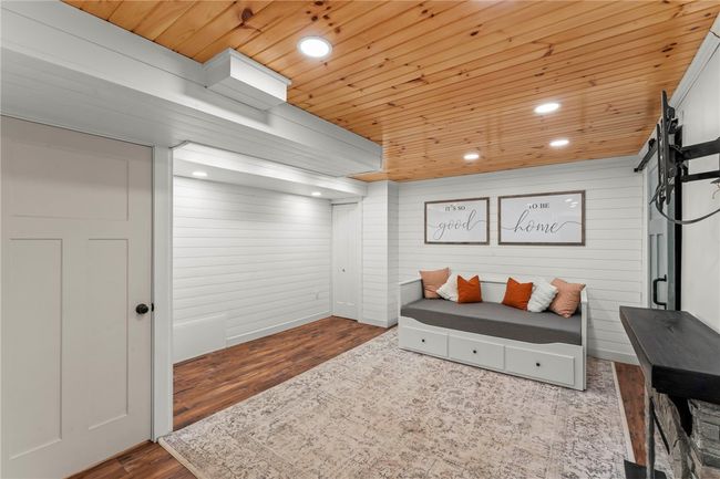 857 E Mcmurray Rd, House other with 3 bedrooms, 3 bathrooms and 2 parking in Peters Twp PA | Image 26