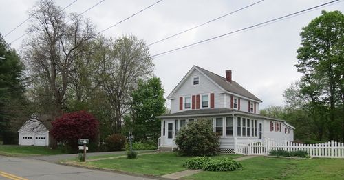 85 Woodard Rd, Greenfield, MA, 01301-2112 | Card Image