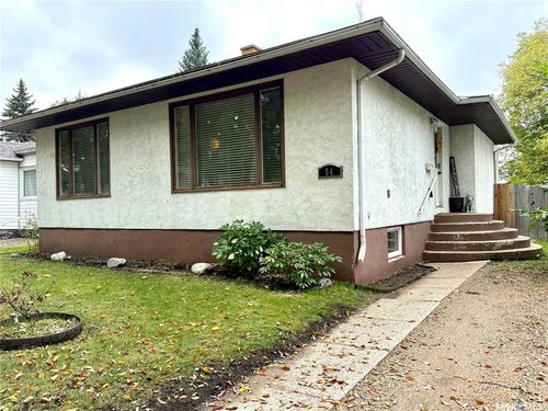 54 Assiniboia Ave, Yorkton, SK, S3N1N6 | Card Image