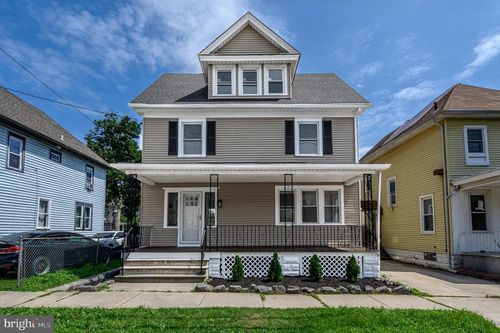 78 Hopkins St, Woodbury, NJ, 08096-2424 | Card Image