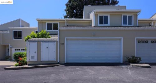 5389 San Simeon Pl, Castro Valley, CA, 94552-2645 | Card Image