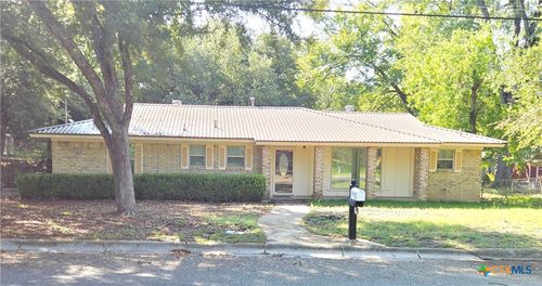 1408 W 4th St, Lampasas, TX, 76550-2419 | Card Image