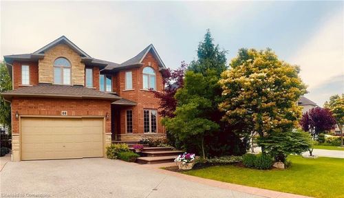6-88 Lowinger Ave, Ancaster, ON, L9K1P9 | Card Image