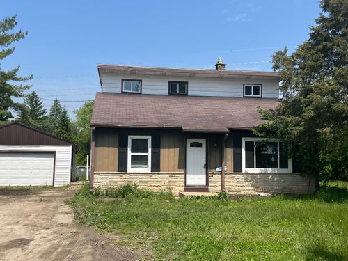 8722400 Forest Home Ave, Big Bend, WI, 53103-9515 | Card Image