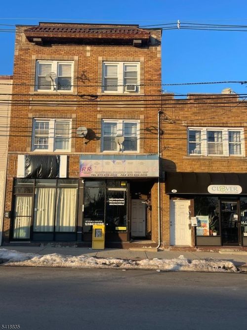 45 Washington St, West Orange, NJ, 07052-5569 | Card Image