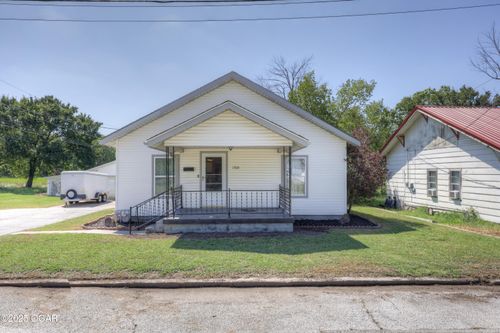 1506 E 13th St, Galena, KS, 66739-2056 | Card Image