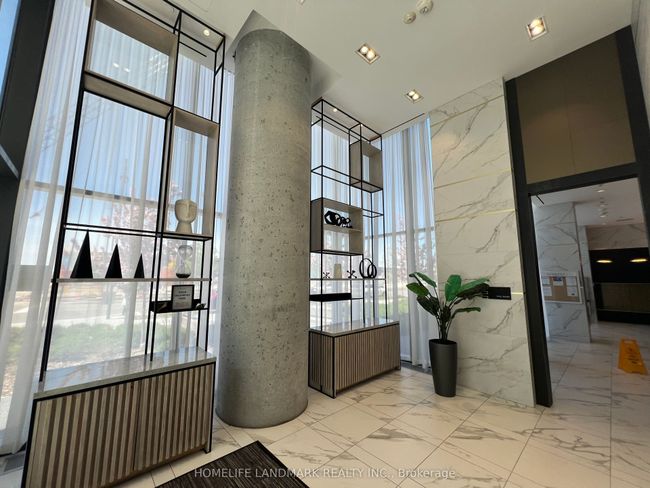 3702 - 5 Buttermill Ave, Condo with 3 bedrooms, 2 bathrooms and null parking in Vaughan ON | Image 38