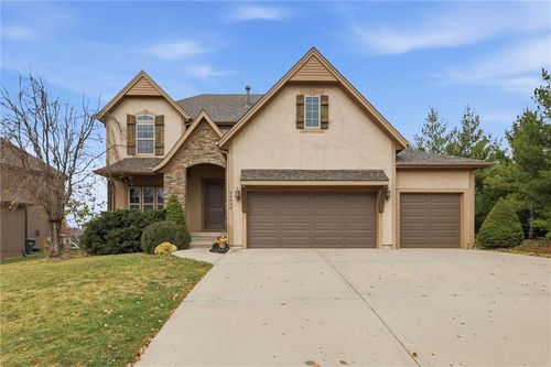 24004 W 124th St, Olathe, KS, 66061-6130 | Card Image