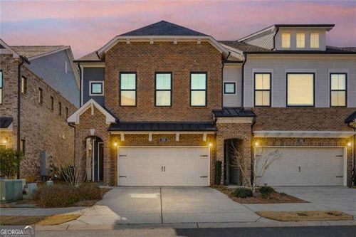 250 Walker Ave, Roswell, GA, 30076-8503 | Card Image