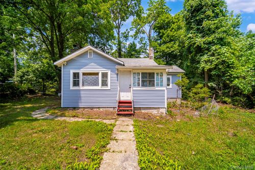 18 Paradise Trl, Monroe, NY, 10950-6649 | Card Image