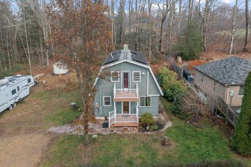 4 Wilson Way, Rutland, MA, 01543-2152 | Card Image