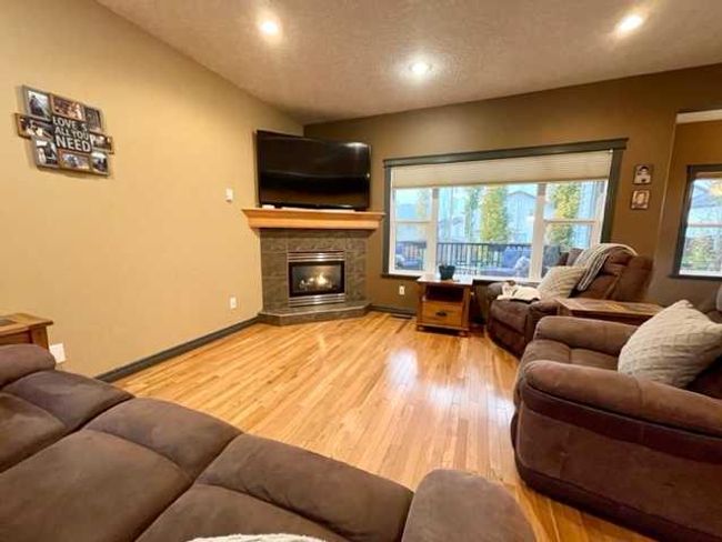 11410 89 B Street, Home with 5 bedrooms, 3 bathrooms and 6 parking in Grande Prairie AB | Image 5