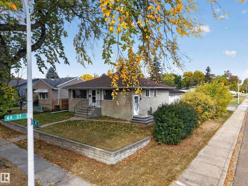 4402 Nw St, Edmonton, AB, T5W5J5 | Card Image